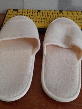 Hotel House Slipper Cream Worn Once Excellent Condition